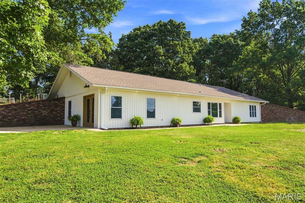 2856 M- Blanton LN, Mountain Grove, MO 65711