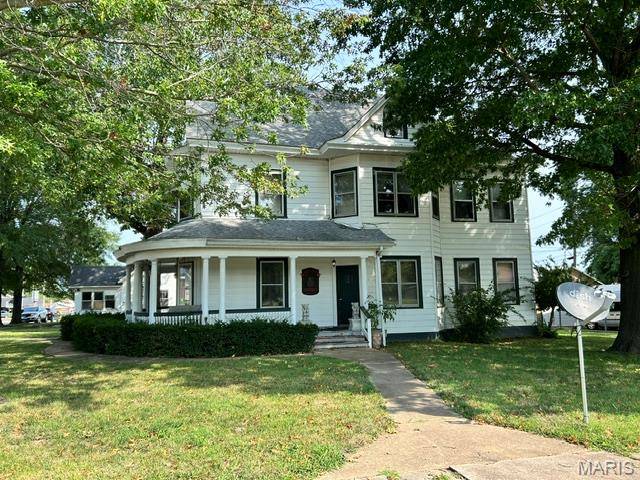 900 Cedar ST, Bismarck, MO 63624