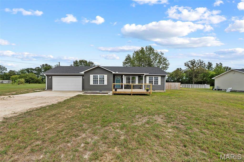 70 Kyle DR, Benton, MO 63736