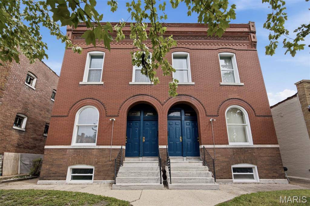 3437-39 Dunnica AVE, St Louis, MO 63118