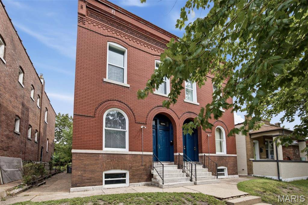 3437-39 Dunnica AVE, St Louis, MO 63118
