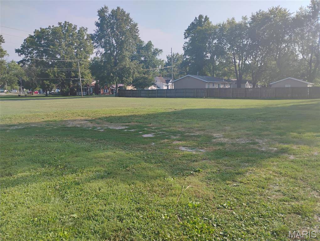 210 Springfield RD, Gillespie, IL 62033