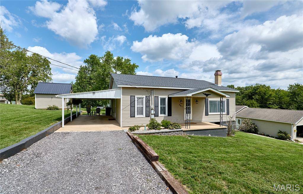 361 E 3rd ST, Moscow Mills, MO 63362