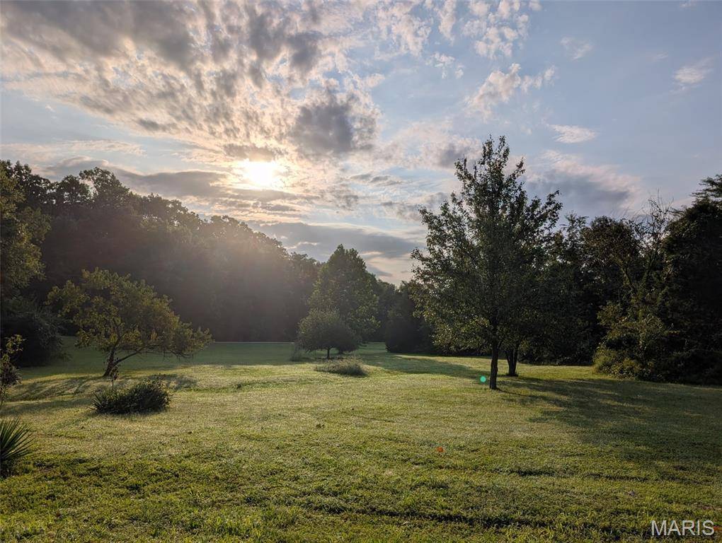 4036 Canebrake Valley DR, Dittmer, MO 63023