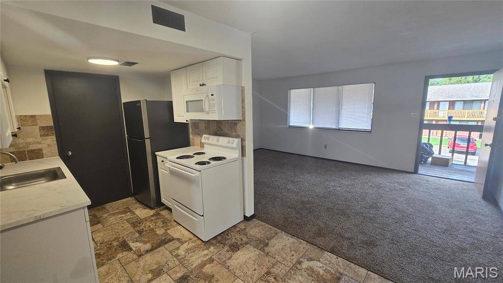 1908 Muren BLVD #6, Belleville, IL 62221