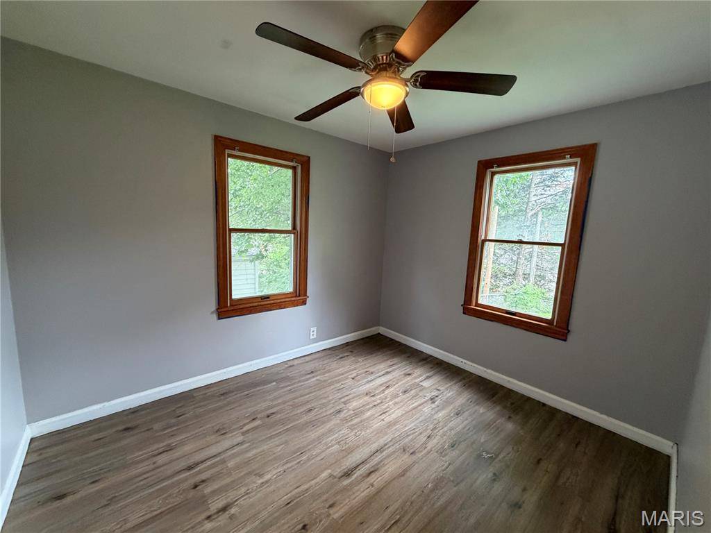 1134 Laire, St Louis, MO 63137