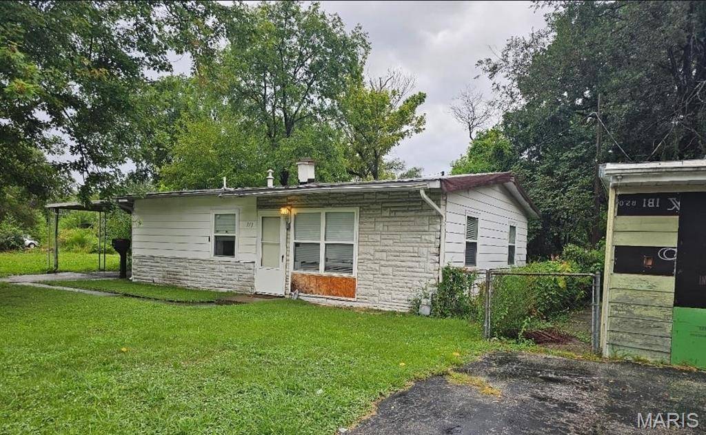 313 St Leonard DR, Cahokia, IL 62206