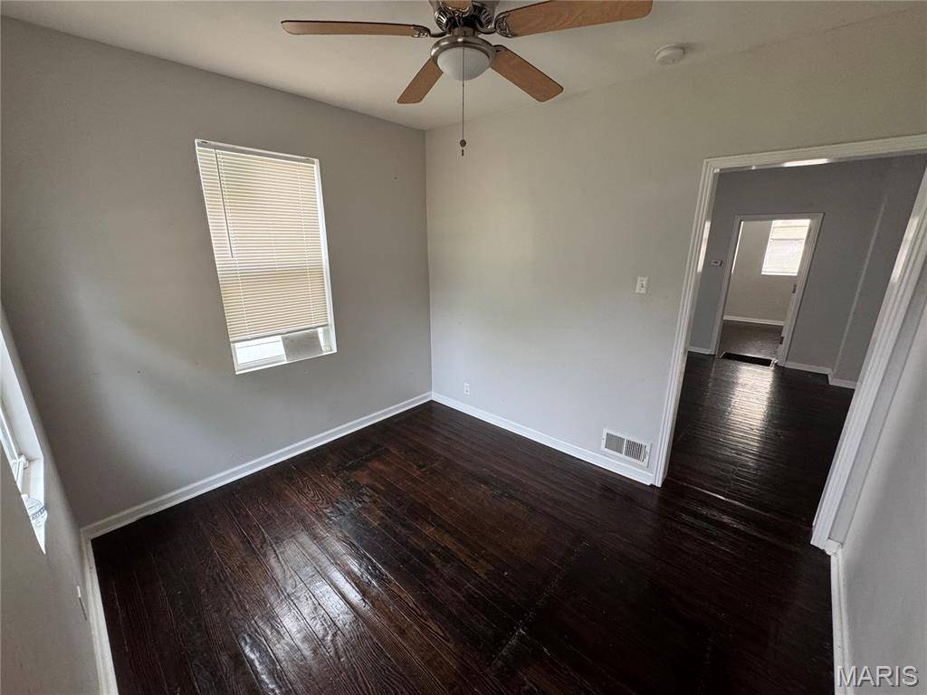 5006 Grace AVE, St Louis, MO 63116