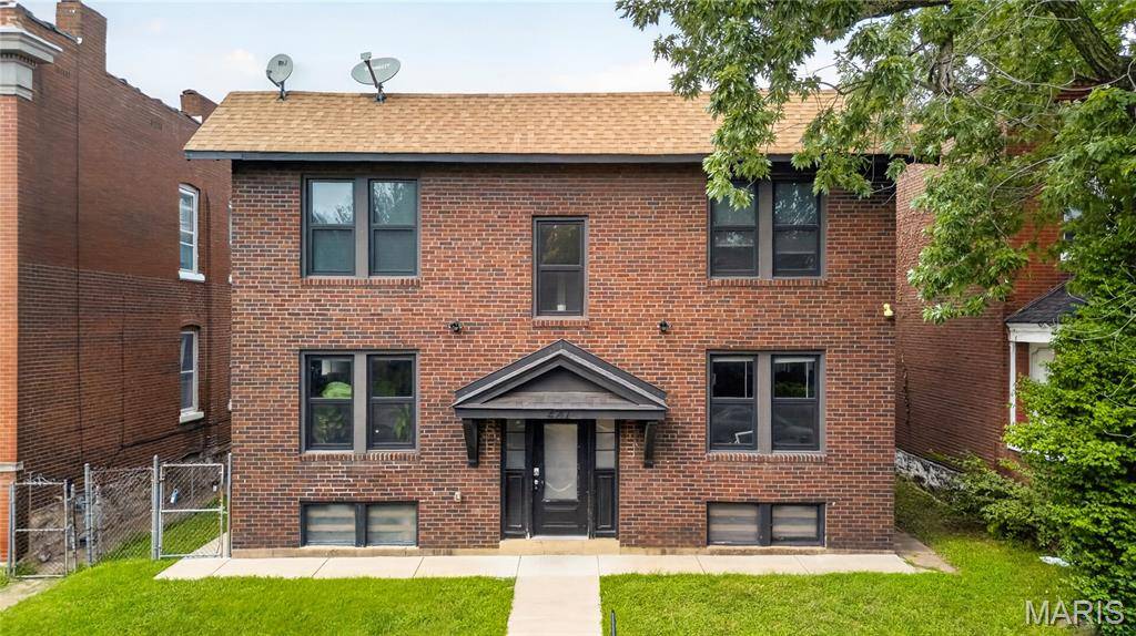 4217 Blaine AVE, St Louis, MO 63110