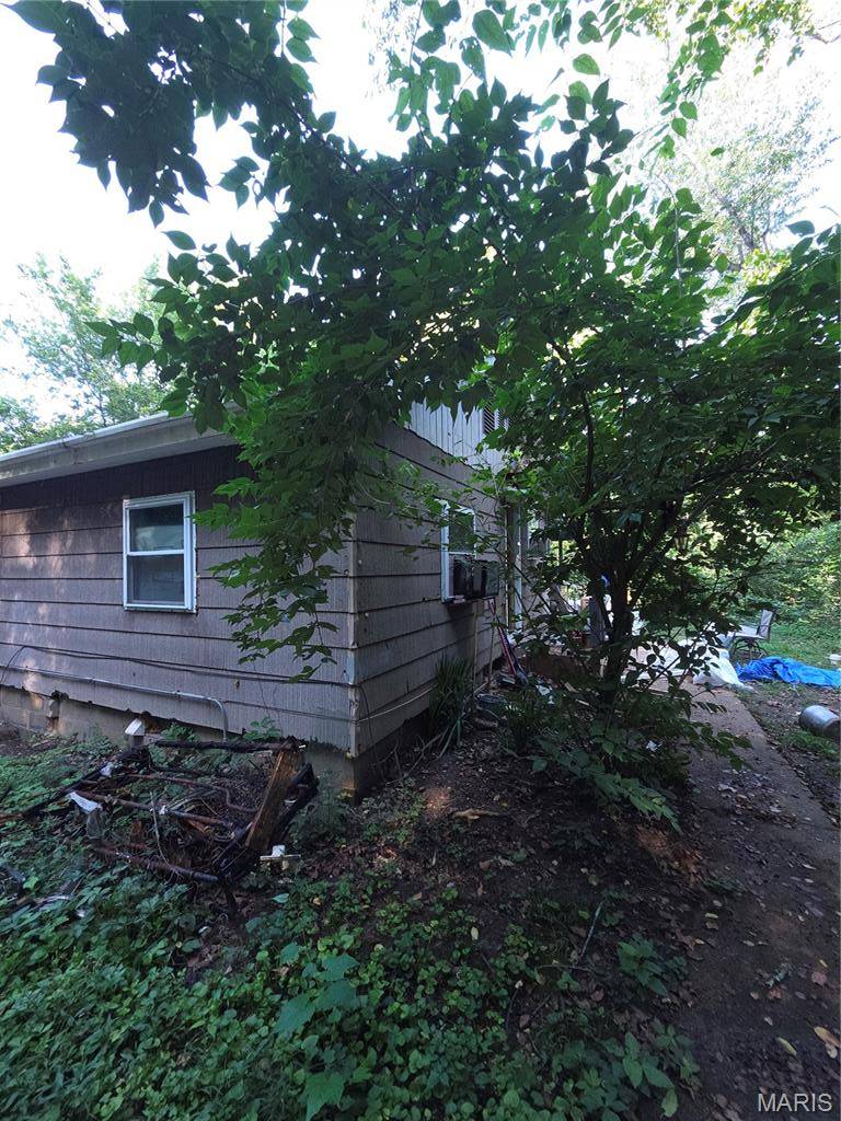 3719 Hill And Dale DR, Imperial, MO 63052