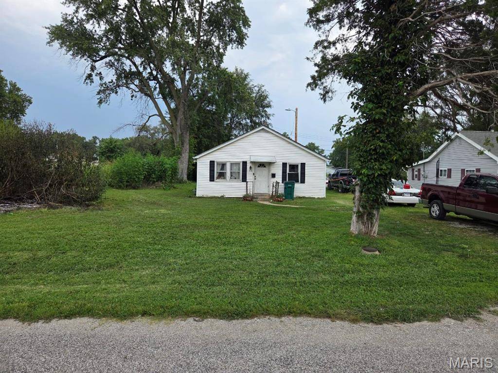 311 W 7th ST, Cahokia, IL 62206