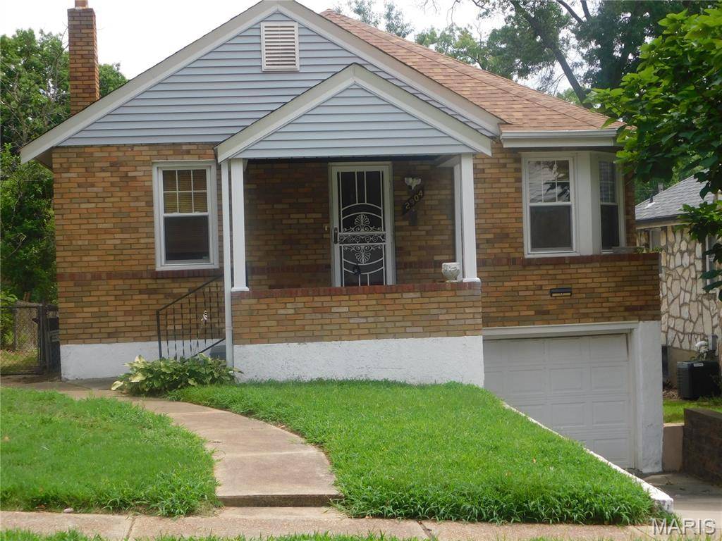 2904 Maywood AVE, St Louis, MO 63121