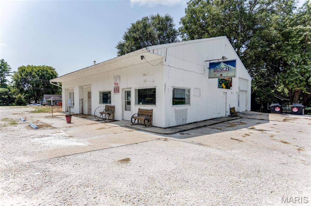 139 Bluff St., Eldred, IL 62027