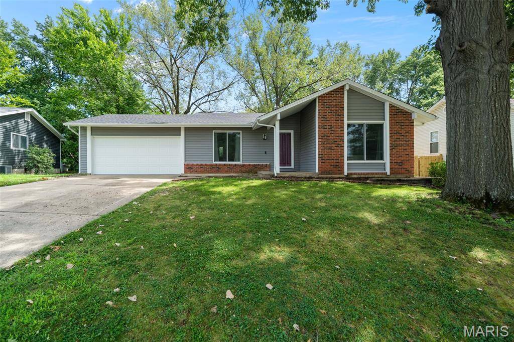 734 Millwood DR, St Peters, MO 63376