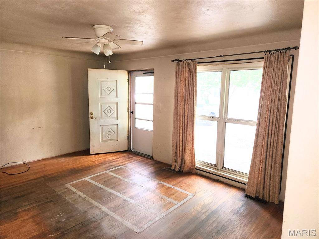 1608 Duncan AVE, Swansea, IL 62226