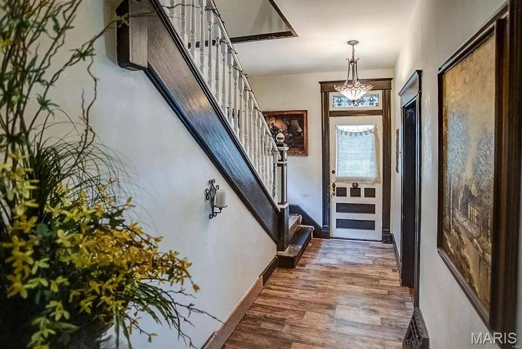 720 E D ST, Belleville, IL 62220