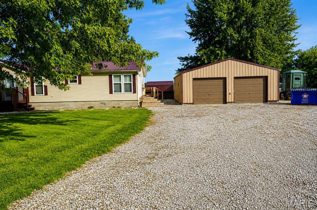 30001 County RD 237, Kahoka, MO 63445