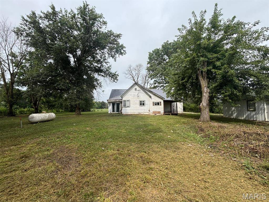 315 N Center ST, Hunnewell, MO 63443
