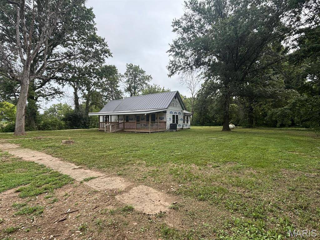 315 N Center ST, Hunnewell, MO 63443