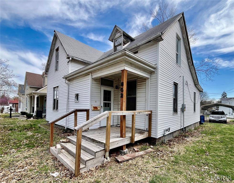 802 E D ST, Belleville, IL 62220
