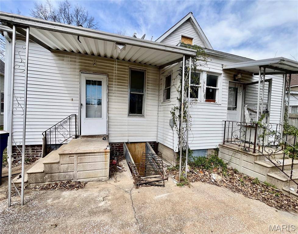 802 E D ST, Belleville, IL 62220