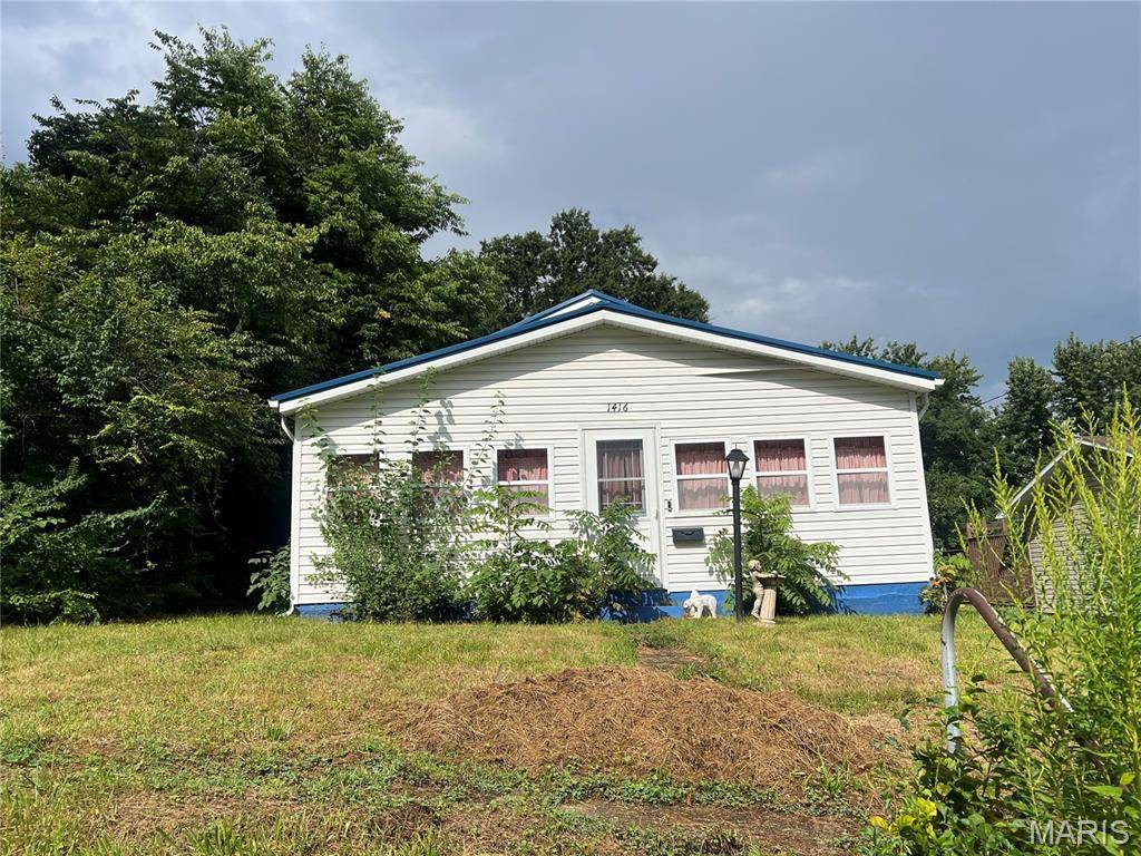 1416 S Main ST, Hillsboro, IL 62049