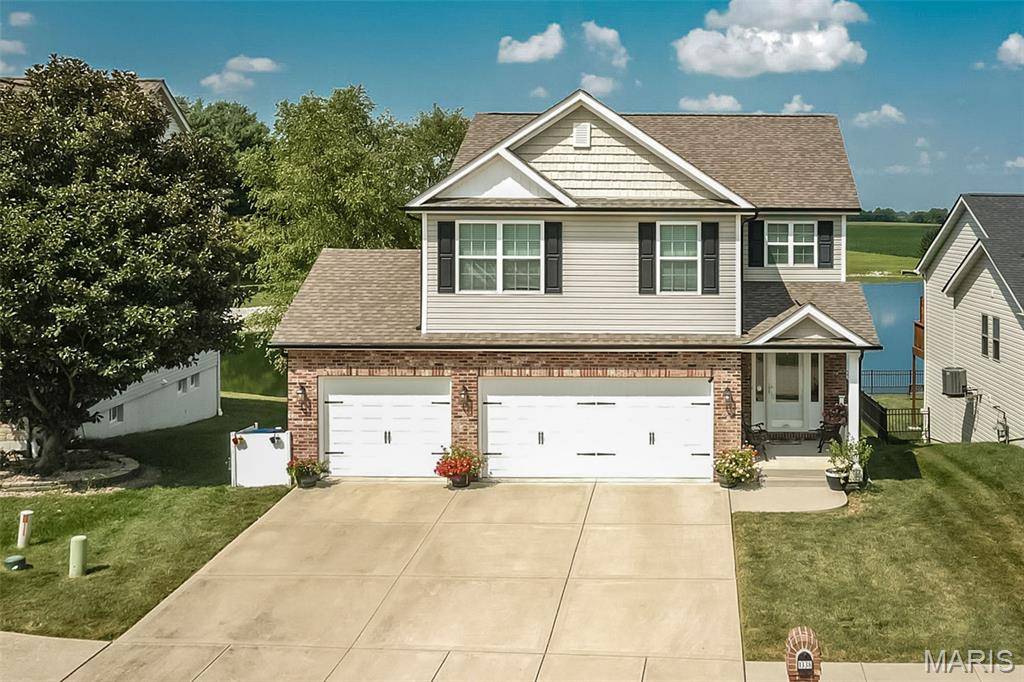 1338 Orchard Lakes CIR, Belleville, IL 62220
