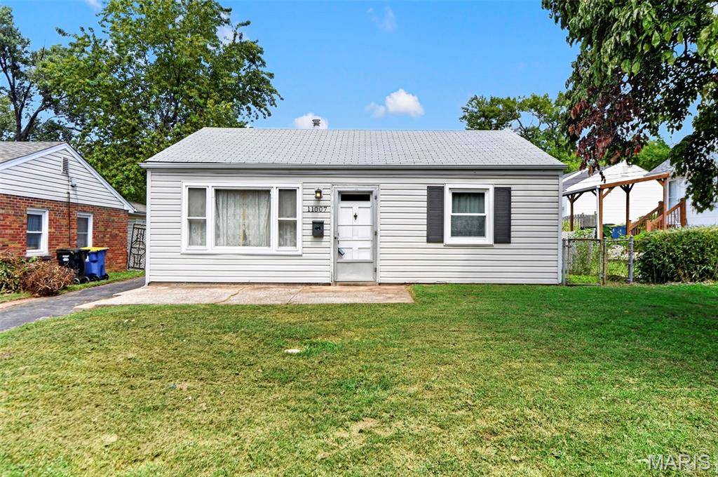 11007 Saint Ambrose LN, St Ann, MO 63074