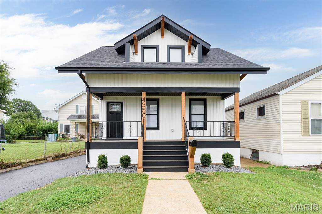 4350 Fairview AVE, St Louis, MO 63116