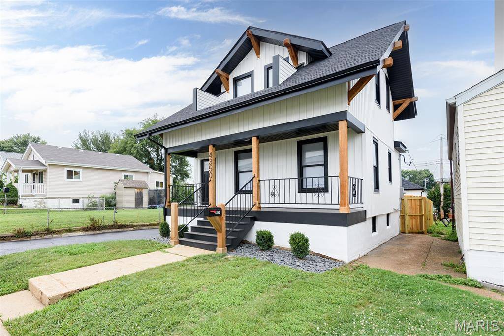 4350 Fairview AVE, St Louis, MO 63116