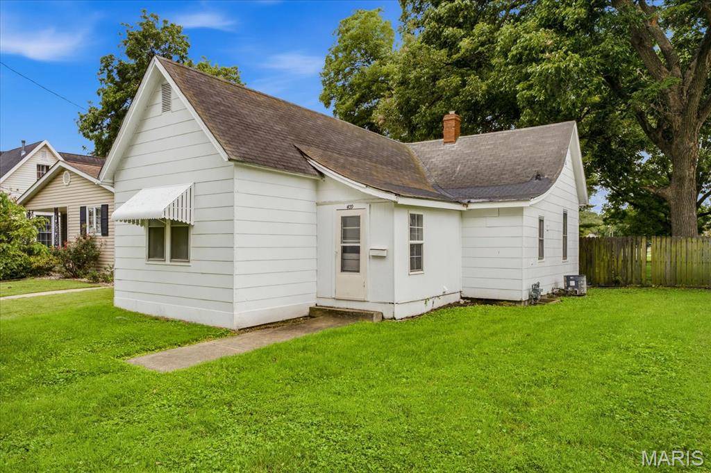 409 S Washington ST, Trenton, IL 62293