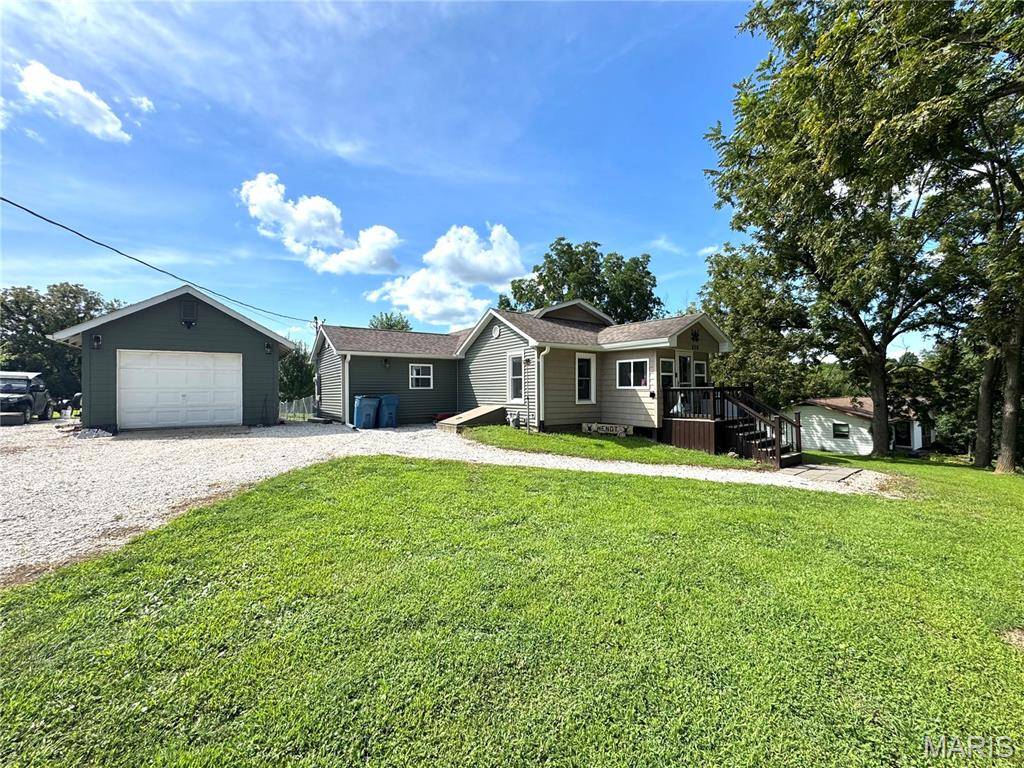 608 S 7th ST, La Grange, MO 63448