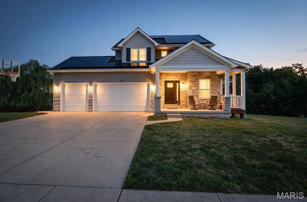 1946 Masters DR, Festus, MO 63028