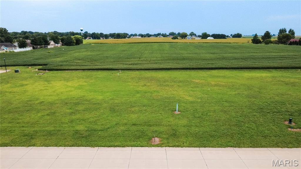 805 N Roosevelt ST, New Baden, IL 62265