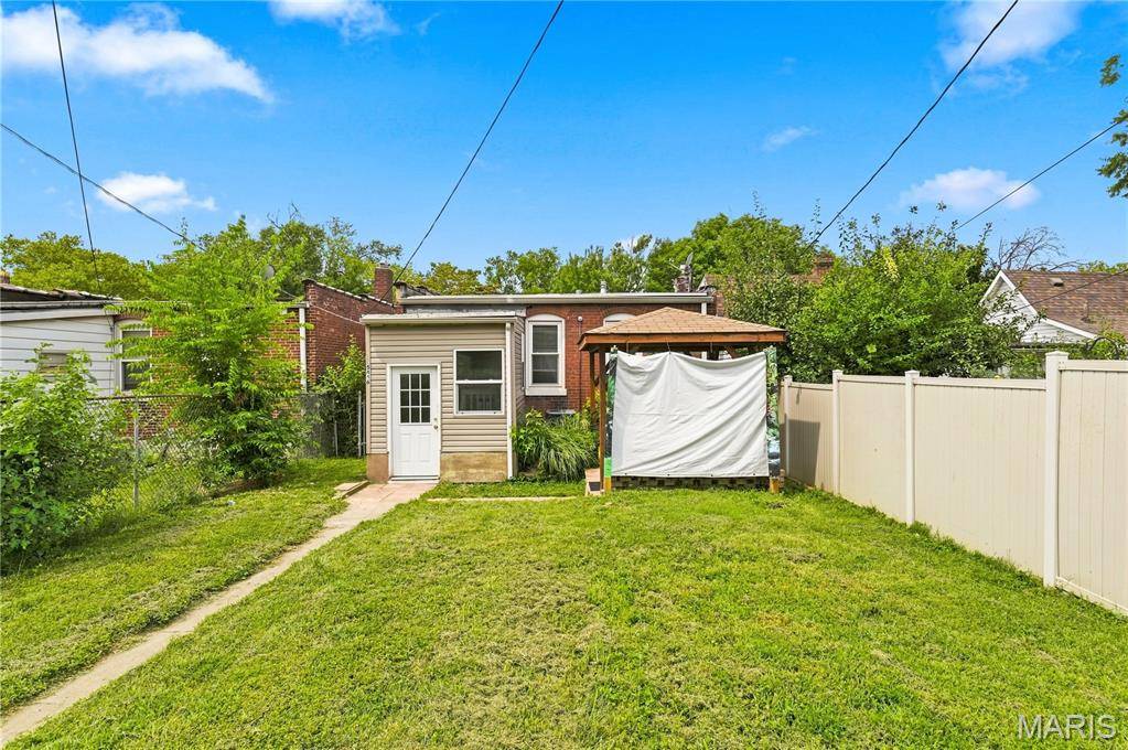 5446 Christy AVE, St Louis, MO 63116