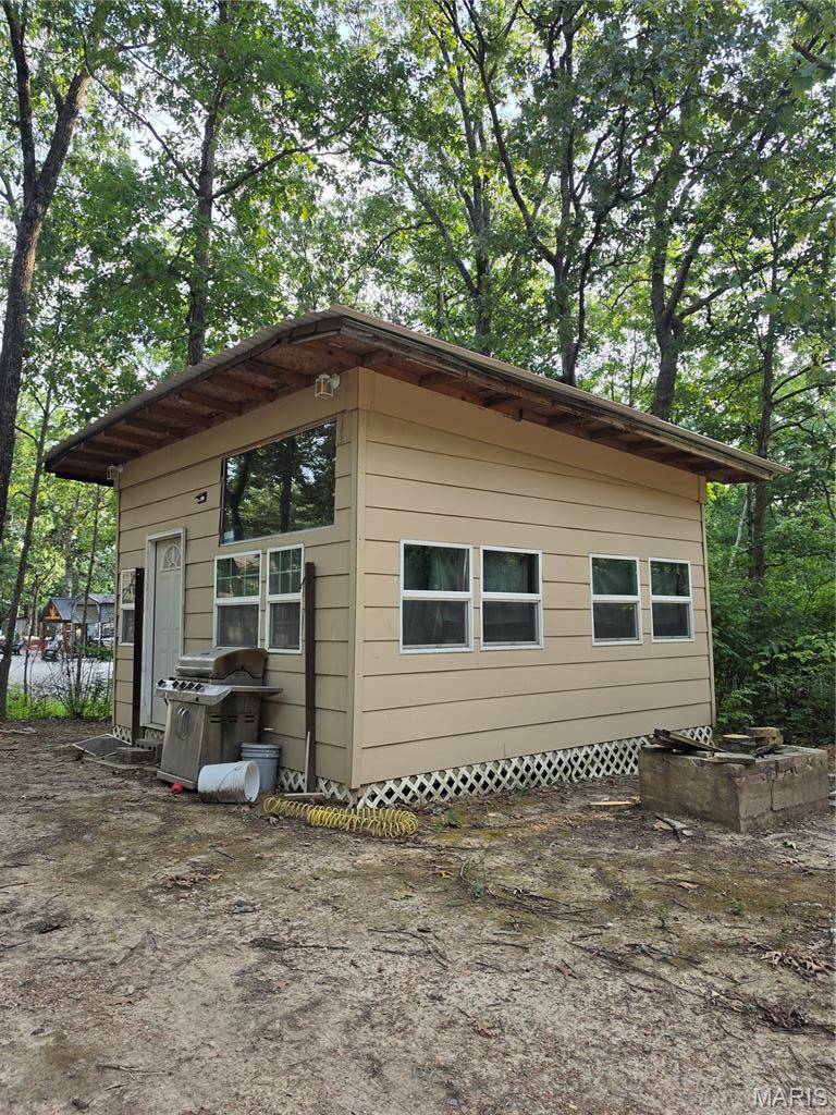 9658 Opal DR, French Village, MO 63036
