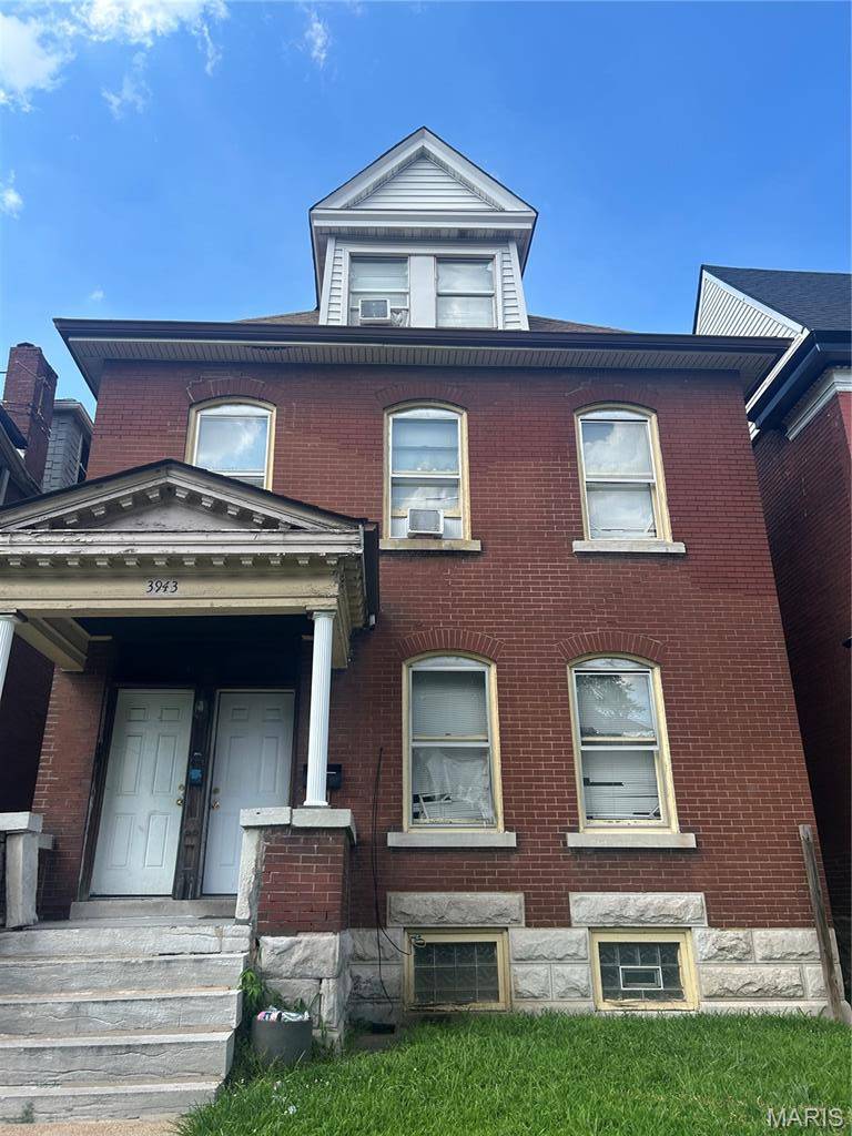 3943 Greer AVE, St Louis, MO 63107
