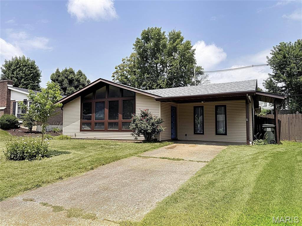 1108 N Rapp AVE, Columbia, IL 62236