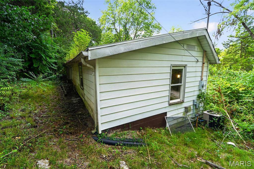 1603 Little Bend RD, Barnhart, MO 63012