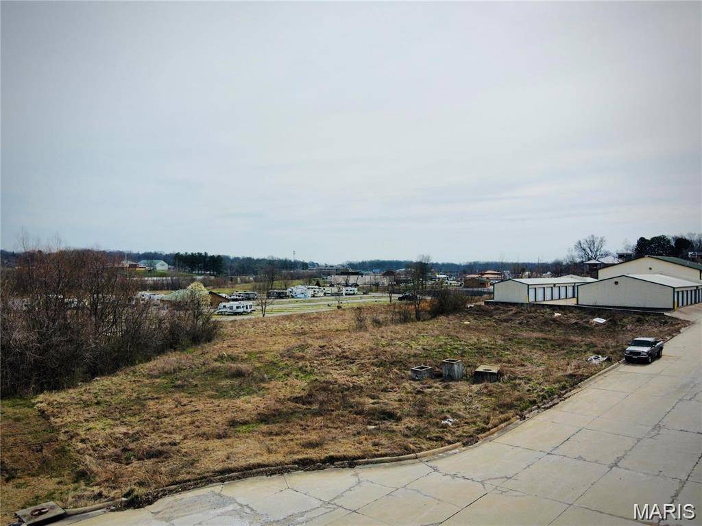 1980 Golden Eagle CT, Cape Girardeau, MO 63701