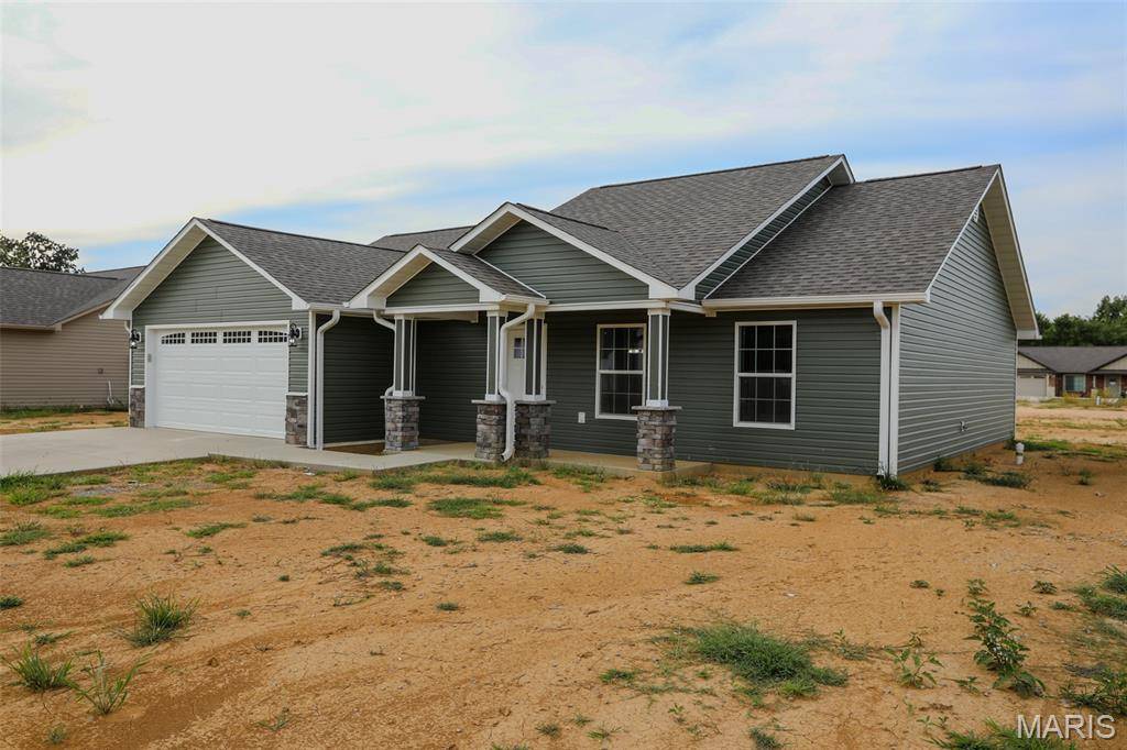 213 Gucci DR, Poplar Bluff, MO 63901