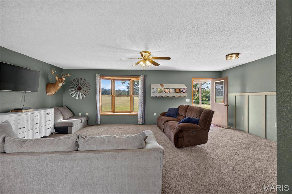 15892 M- Mellow DR, Cabool, MO 65689