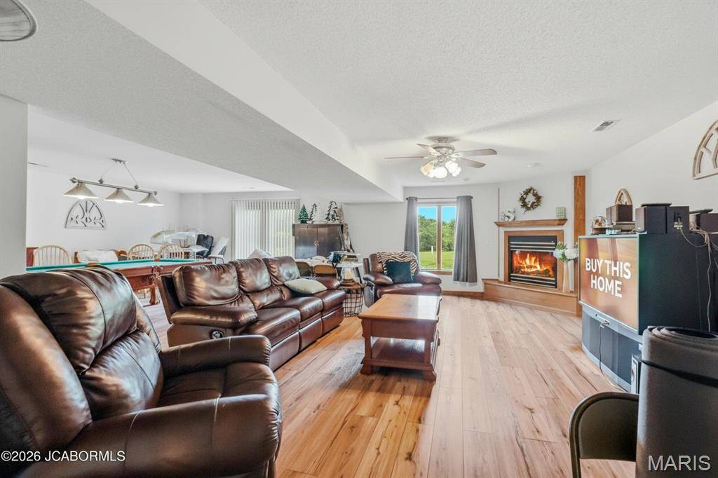 5499 Highway 24, Huntsville, MO 65259