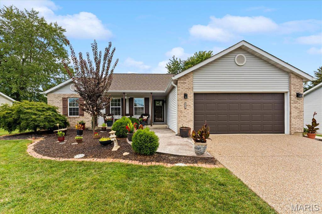 939 Dunberry DR, O'fallon, IL 62269