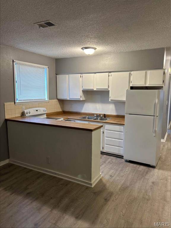 5976 Wabada AVE, St Louis, MO 63112