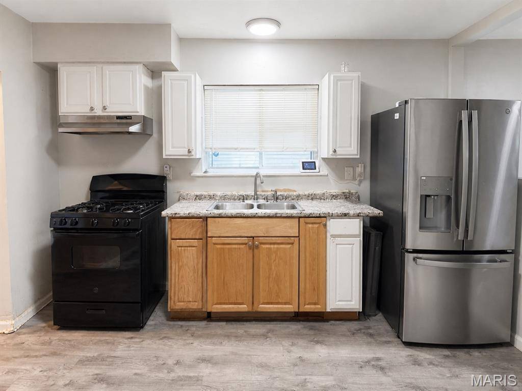 314 Midridge DR, St Louis, MO 63137