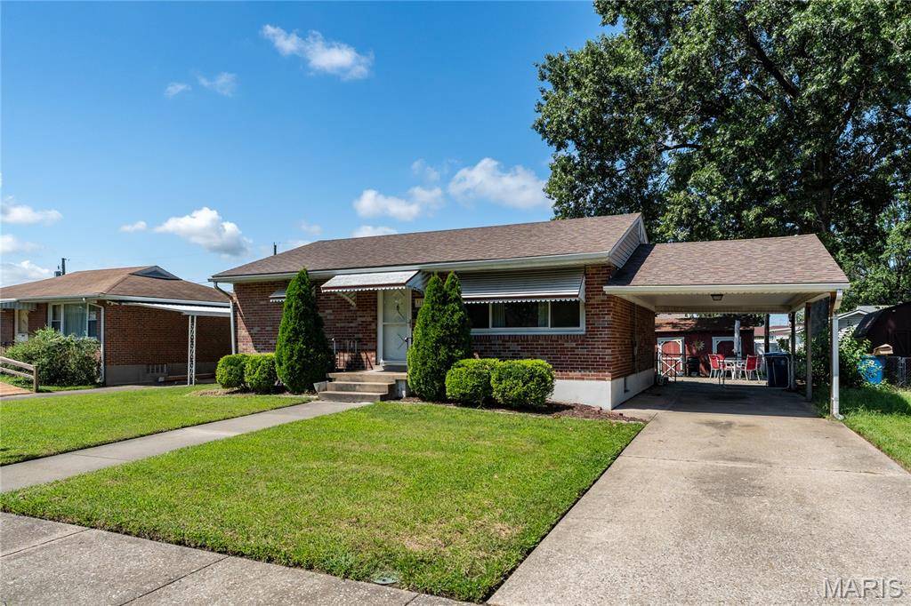 3161 Carlson AVE, Granite City, IL 62040