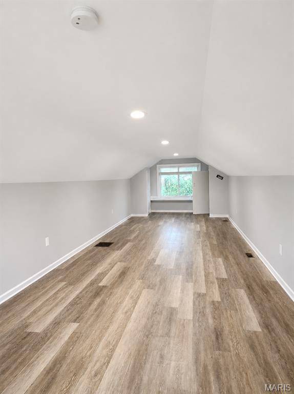 6709 Crest AVE, University City, MO 63130