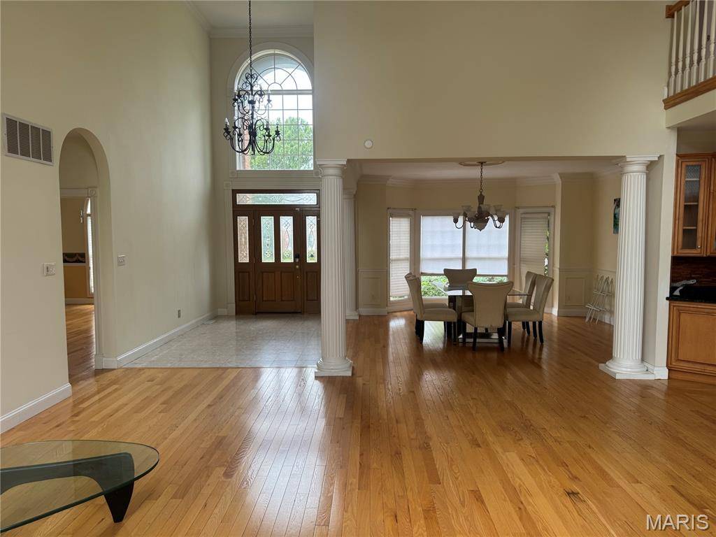 14228 Manderleigh Woods DR, Chesterfield, MO 63017
