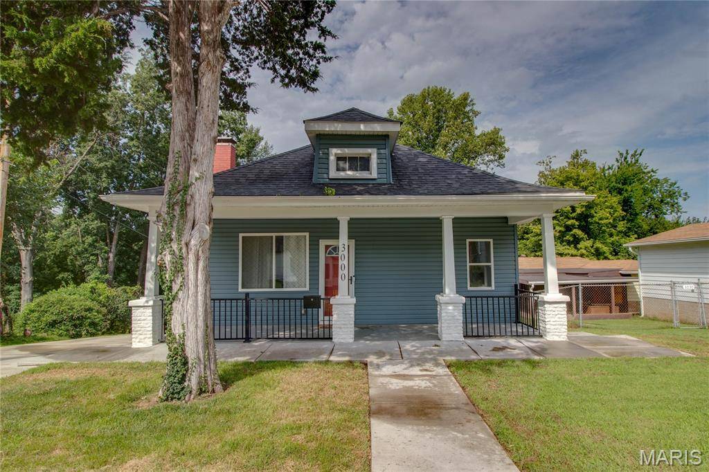 3000 Alby ST, Alton, IL 62002